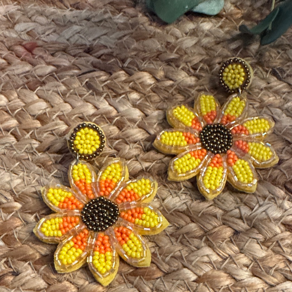 New Sunflower Beaded Earrings